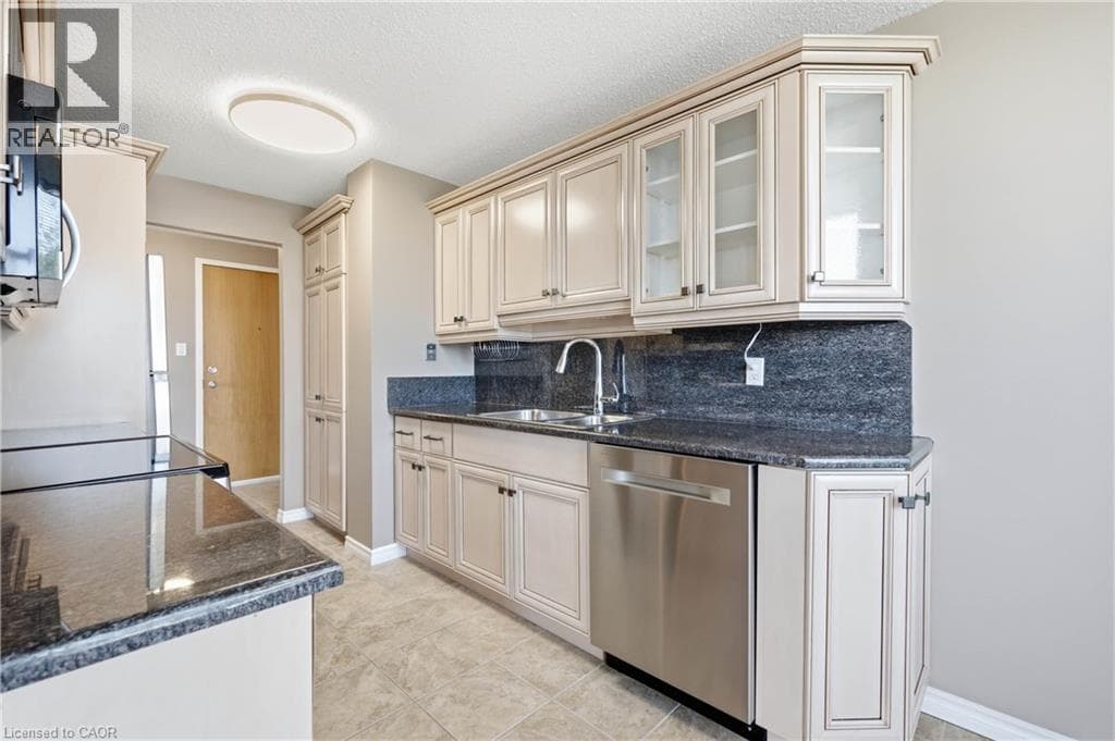 Single Family at 611- 55 BLUE SPRINGS Drive, Waterloo, Ontario - Photo 8 - RE/MAX Garden City Realty