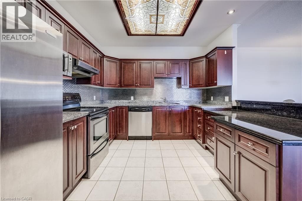 Single Family at 1403- 255 KEATS Way, Waterloo, Ontario - Photo 8 - RE/MAX Garden City Realty