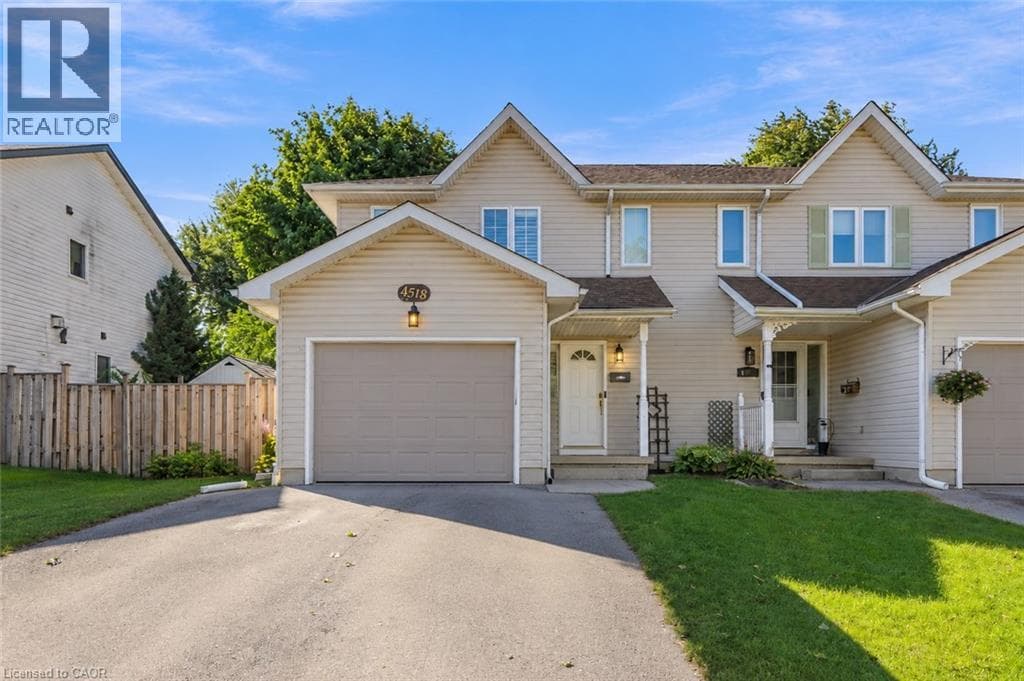 Single Family at 4518 GARDEN GATE Terrace, Beamsville, Ontario - Photo 2 - RE/MAX Garden City Realty