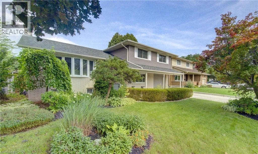 Single Family at 103 GAY Crescent, Kitchener, Ontario - Photo 3 - RE/MAX Garden City Realty