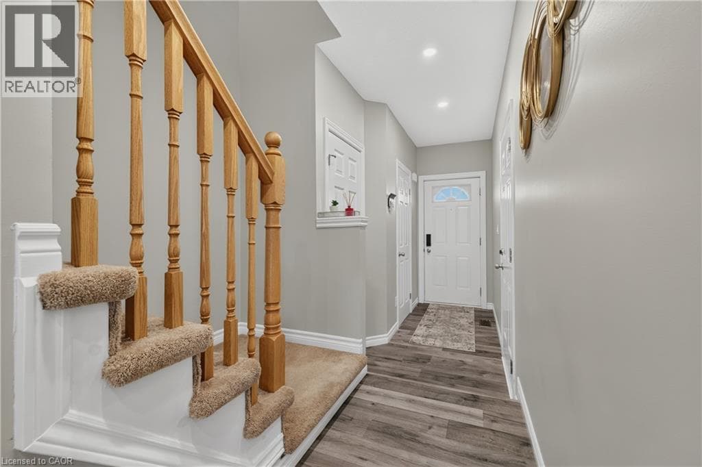 Single Family at 4- 975 STRASBURG Road, Kitchener, Ontario - Photo 10 - RE/MAX Garden City Realty