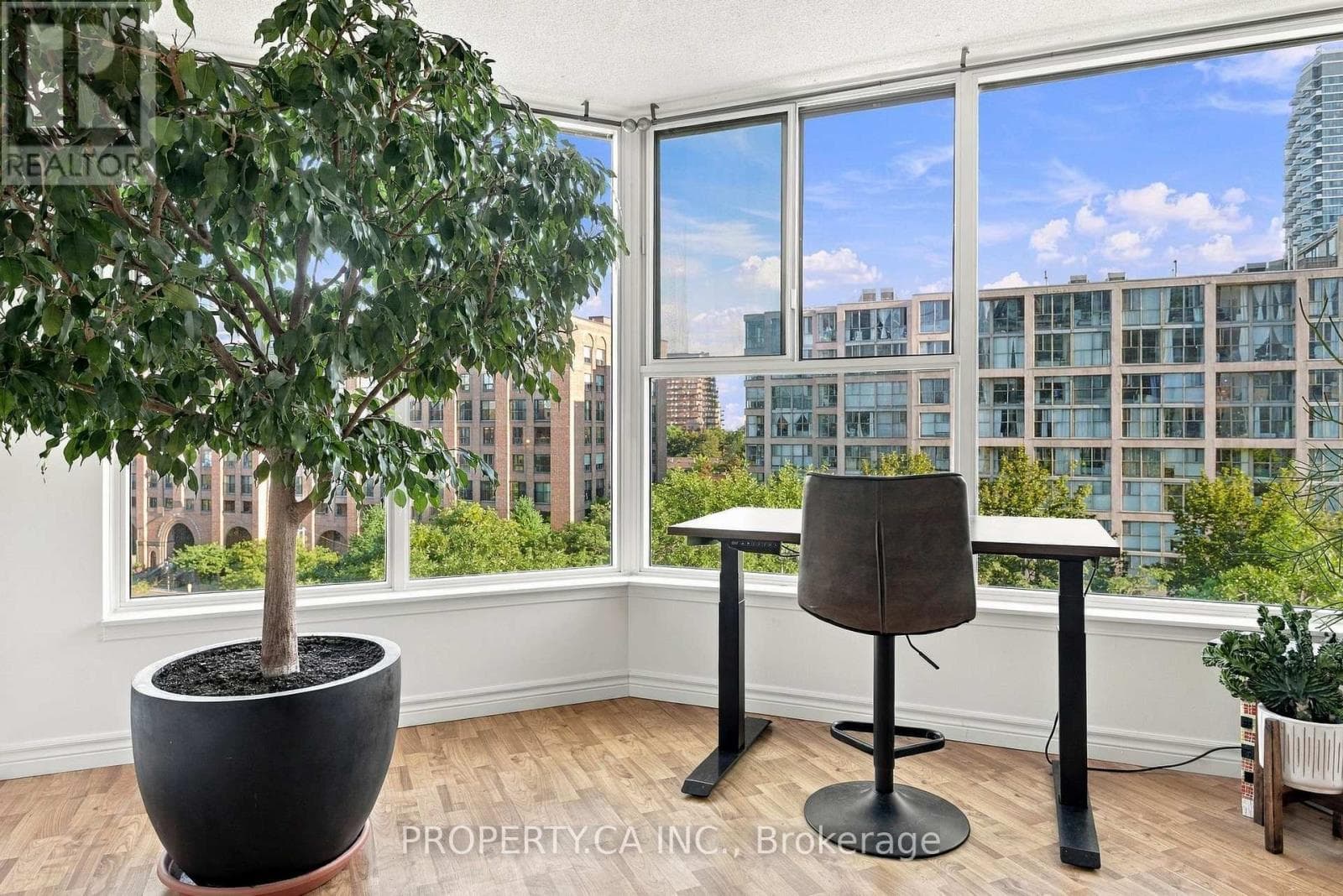 Single Family at 625- 222 The Esplanade Avenue, Toronto (Waterfront Communities), Ontario - Photo 5 - RE/MAX Garden City Realty