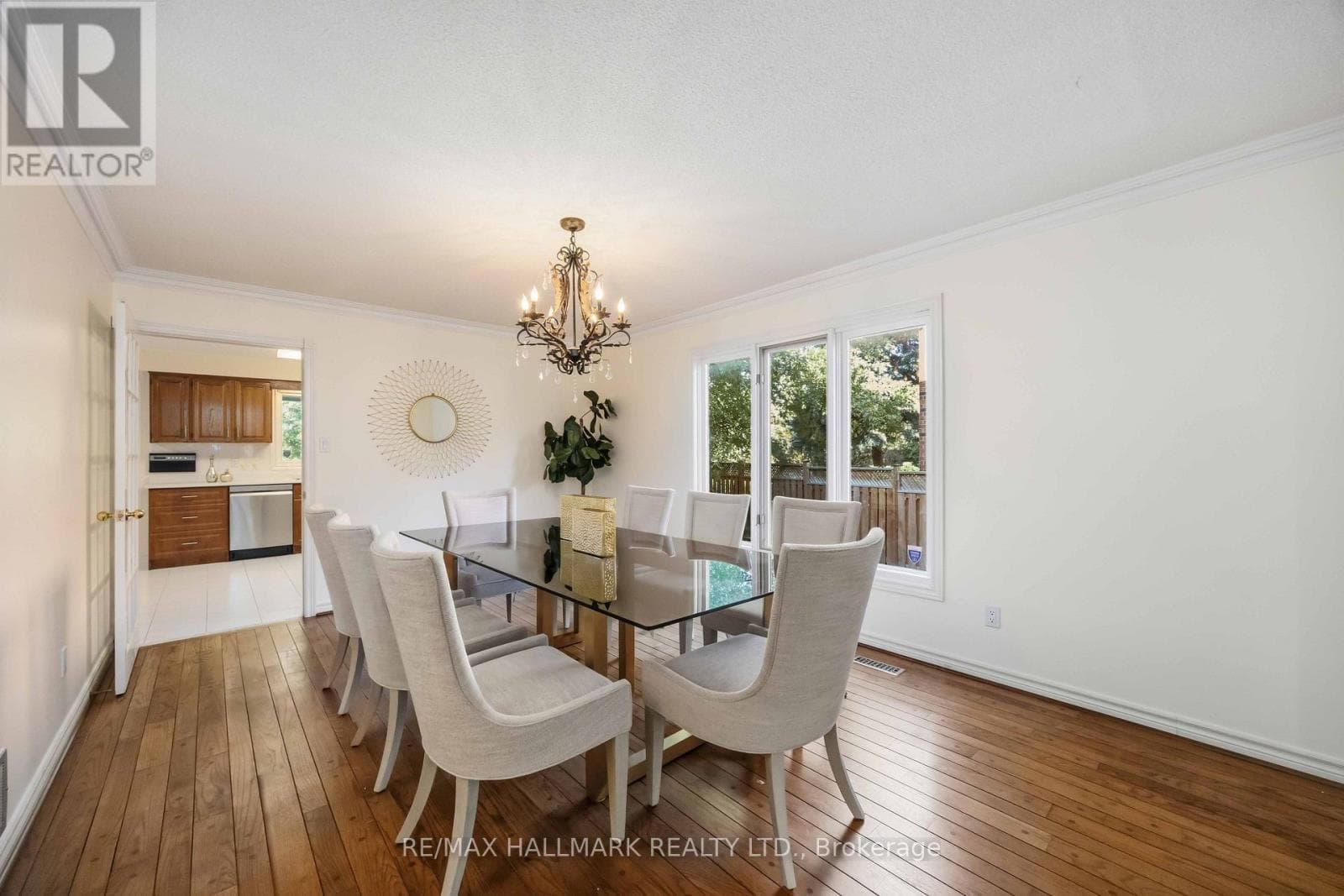Single Family at 69 King's Cross Avenue, Richmond Hill (Bayview Hill), Ontario - Photo 10 - RE/MAX Garden City Realty