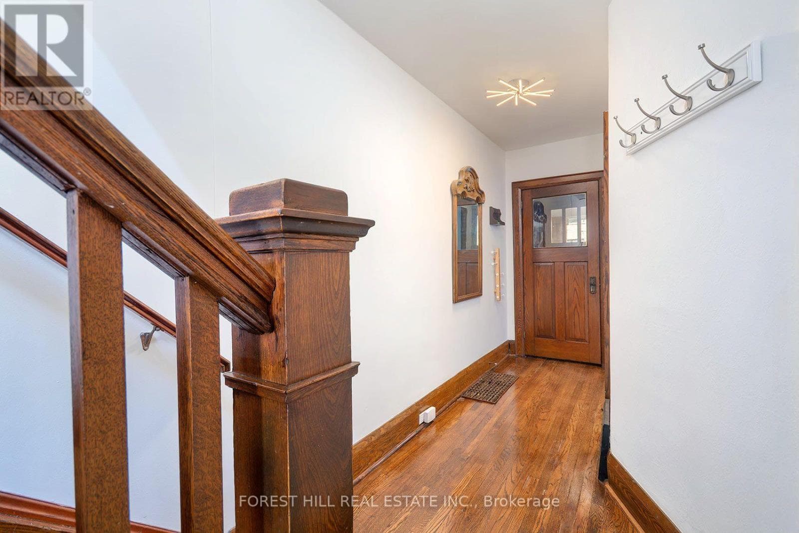 Single Family at 139 Craighurst Avenue, Toronto (Lawrence Park South), Ontario - Photo 4 - RE/MAX Garden City Realty