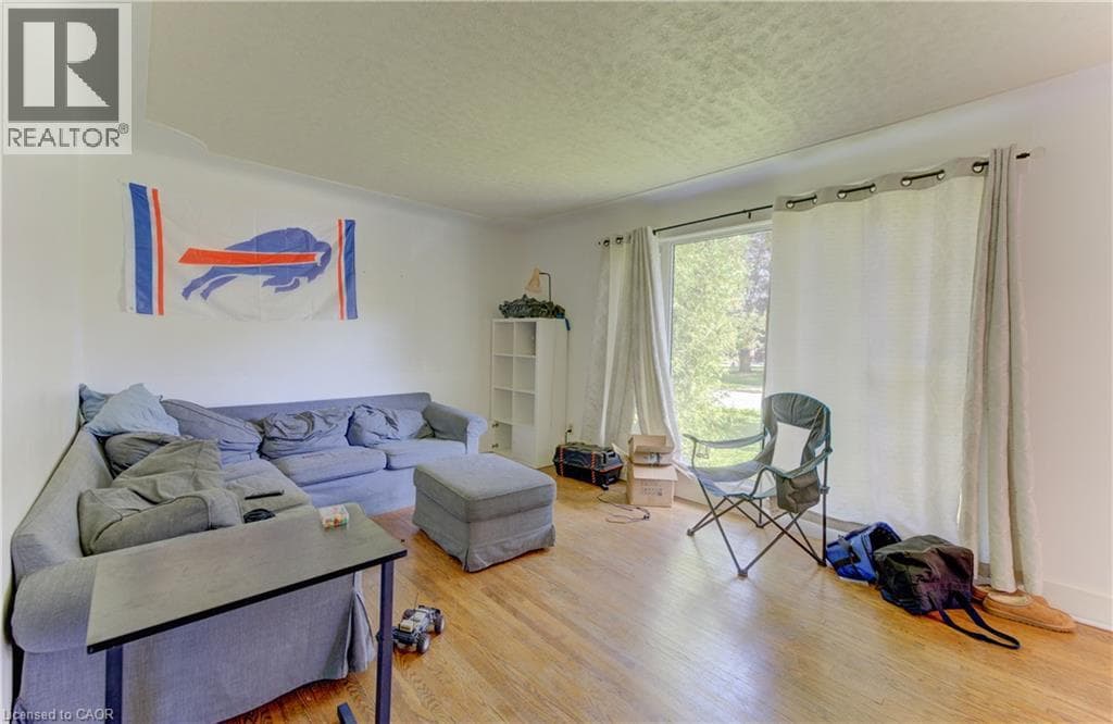 Single Family at 49 DIETZ Avenue, Waterloo, Ontario - Photo 7 - RE/MAX Garden City Realty