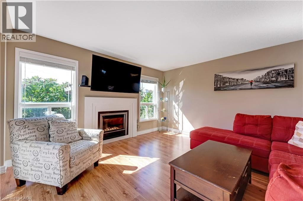 Single Family at 320 BRANDENBURG Place, Waterloo, Ontario - Photo 7 - RE/MAX Garden City Realty