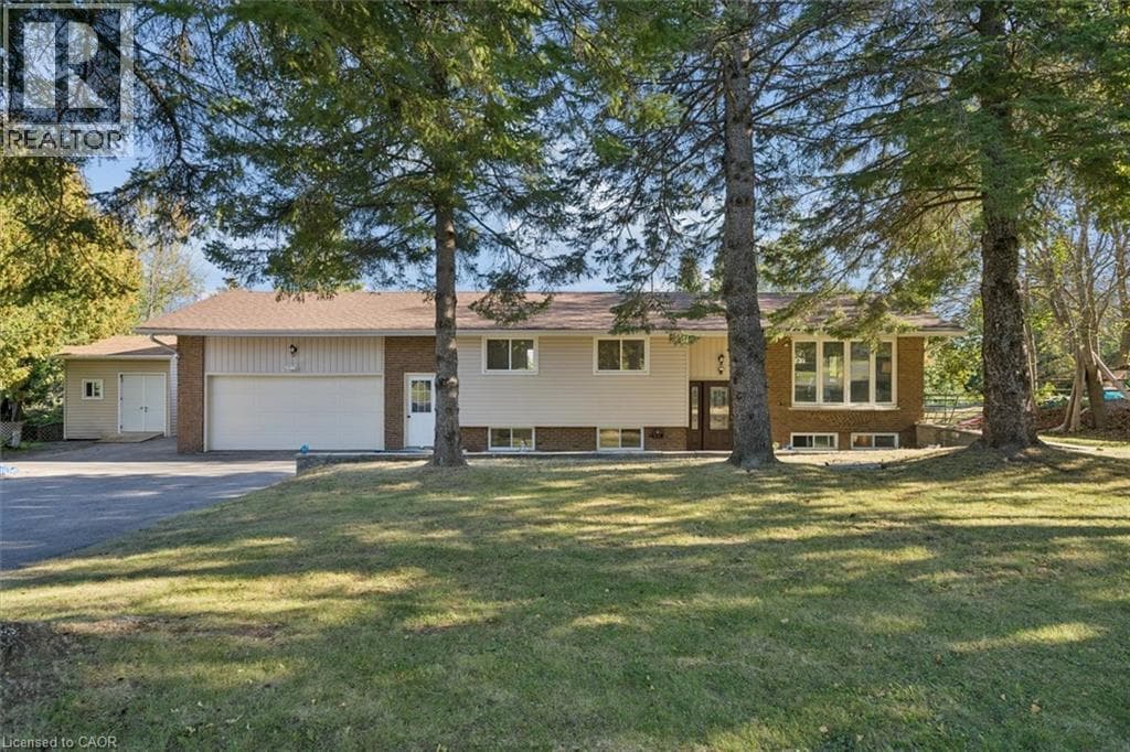 Single Family at 210 PATRICIA Crescent, Selwyn, Ontario - Photo 2 - RE/MAX Garden City Realty