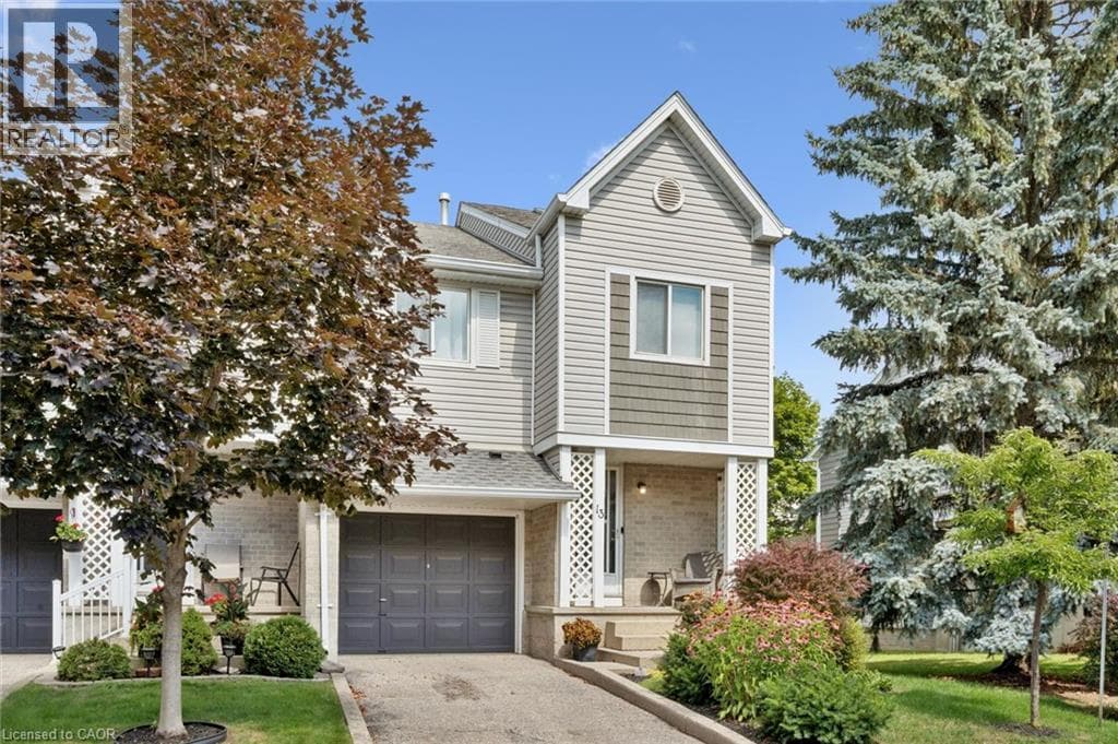 Single Family at 13- 54 GREEN VALLEY Drive, Kitchener, Ontario - Photo 3 - RE/MAX Garden City Realty