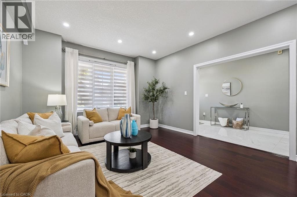 Single Family at 154 FALCONRIDGE Drive, Kitchener, Ontario - Photo 8 - RE/MAX Garden City Realty