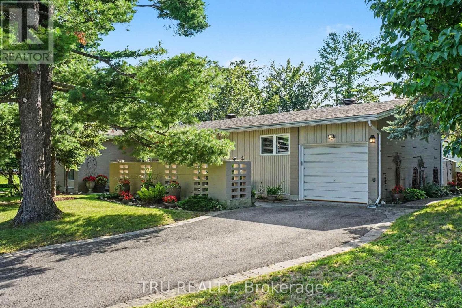 1174 Cameo Drive