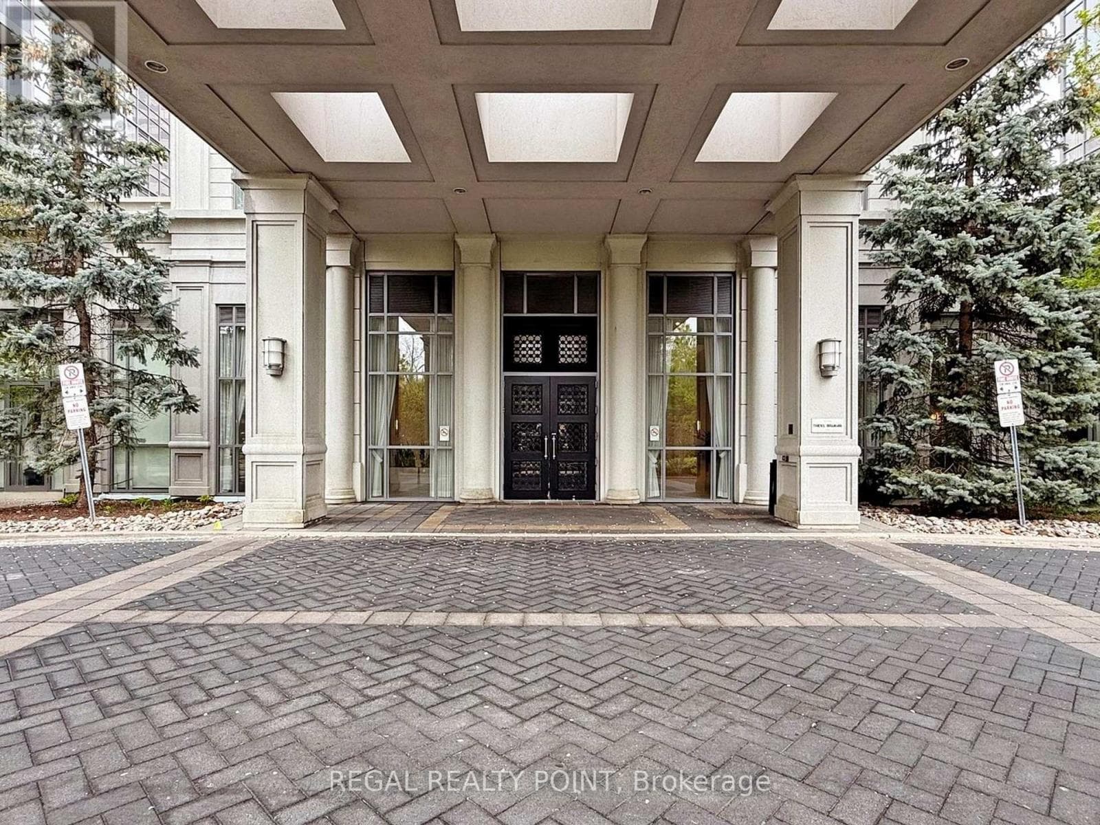 Single Family at 2118- 25 Greenview Avenue, Toronto (Newtonbrook West), Ontario - Photo 3 - RE/MAX Garden City Realty