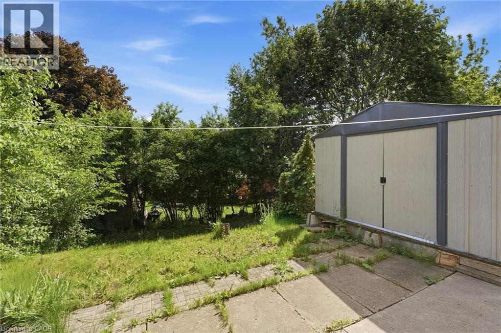 Single Family at 126 DINISON Crescent, Kitchener, Ontario - Photo 4 - RE/MAX Garden City Realty