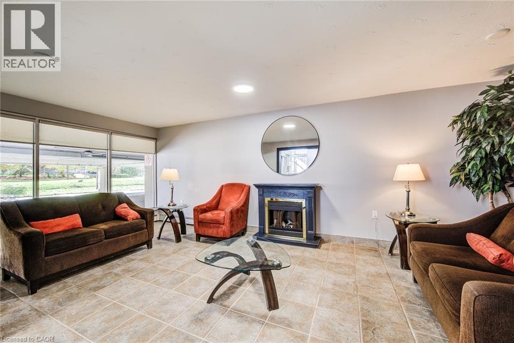 Single Family at 505- 58 BRIDGEPORT Road, Waterloo, Ontario - Photo 5 - RE/MAX Garden City Realty