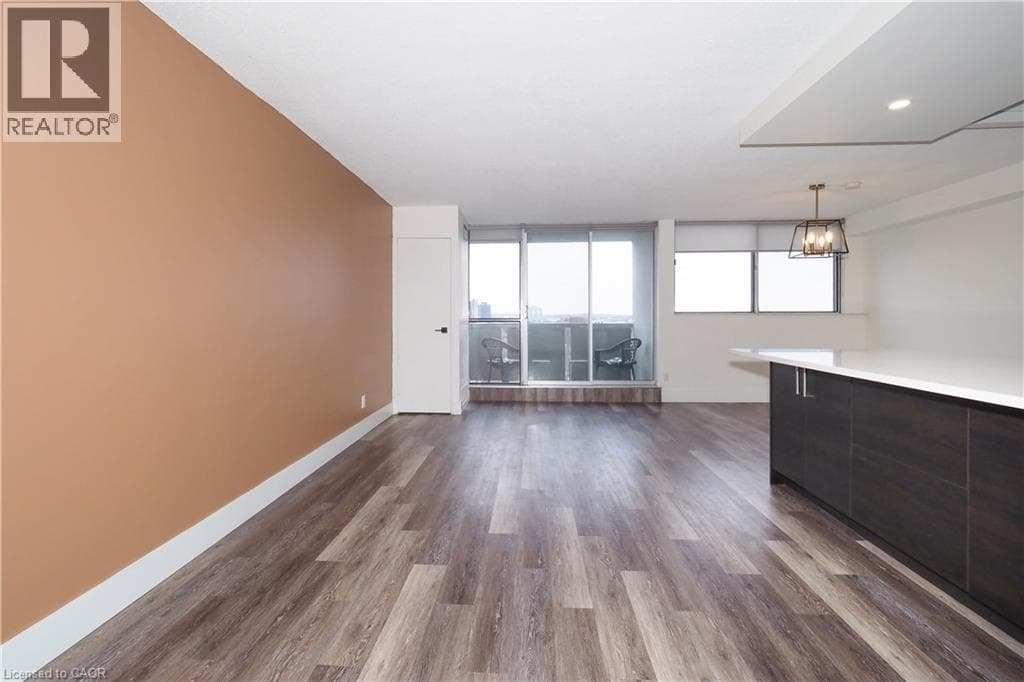 Single Family at 1105- 375 KING Street, Waterloo, Ontario - Photo 10 - RE/MAX Garden City Realty