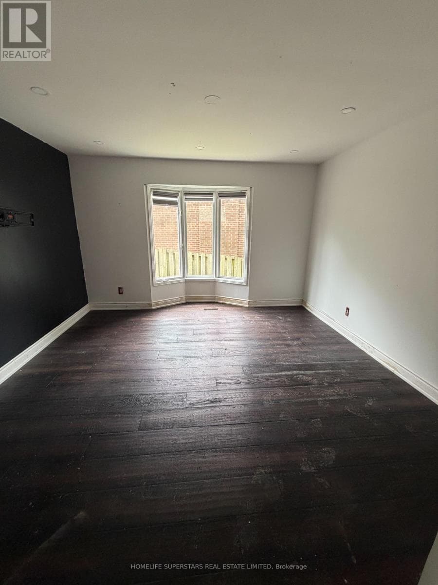Single Family at 8 Butterfield Crescent, Whitby (Rolling Acres), Ontario - Photo 6 - RE/MAX Garden City Realty