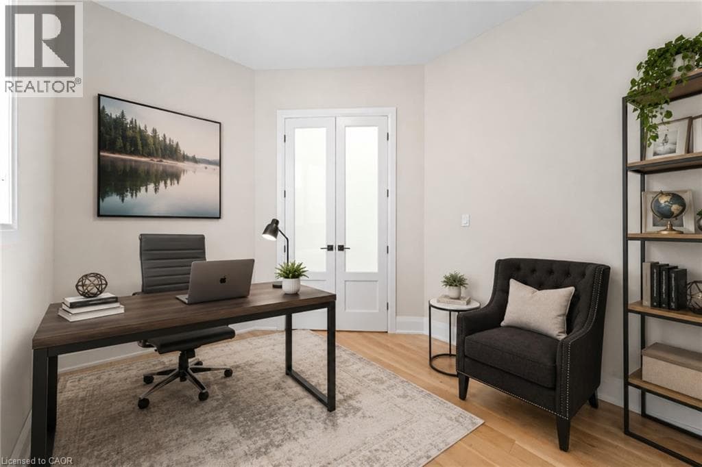 Single Family at 130 PONDCLIFFE Drive, Kitchener, Ontario - Photo 6 - RE/MAX Garden City Realty