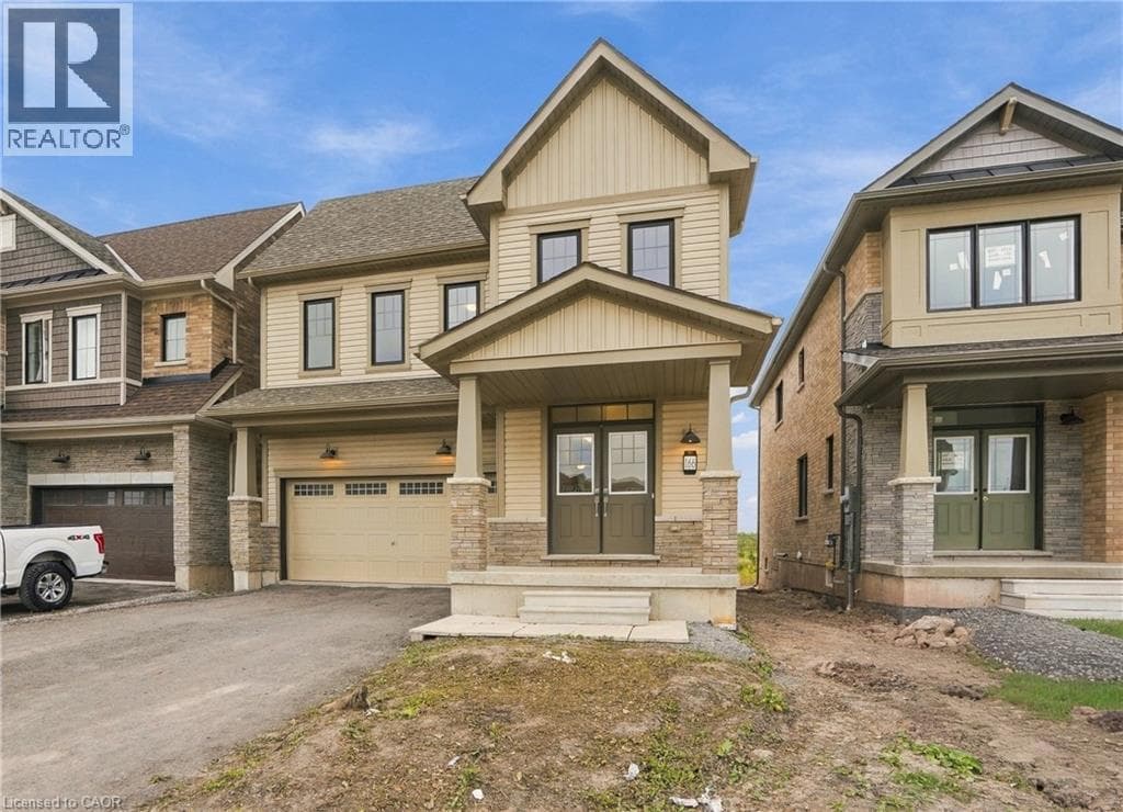 Single Family at 166 AVIRON Crescent, Welland, Ontario - Photo 3 - RE/MAX Garden City Realty