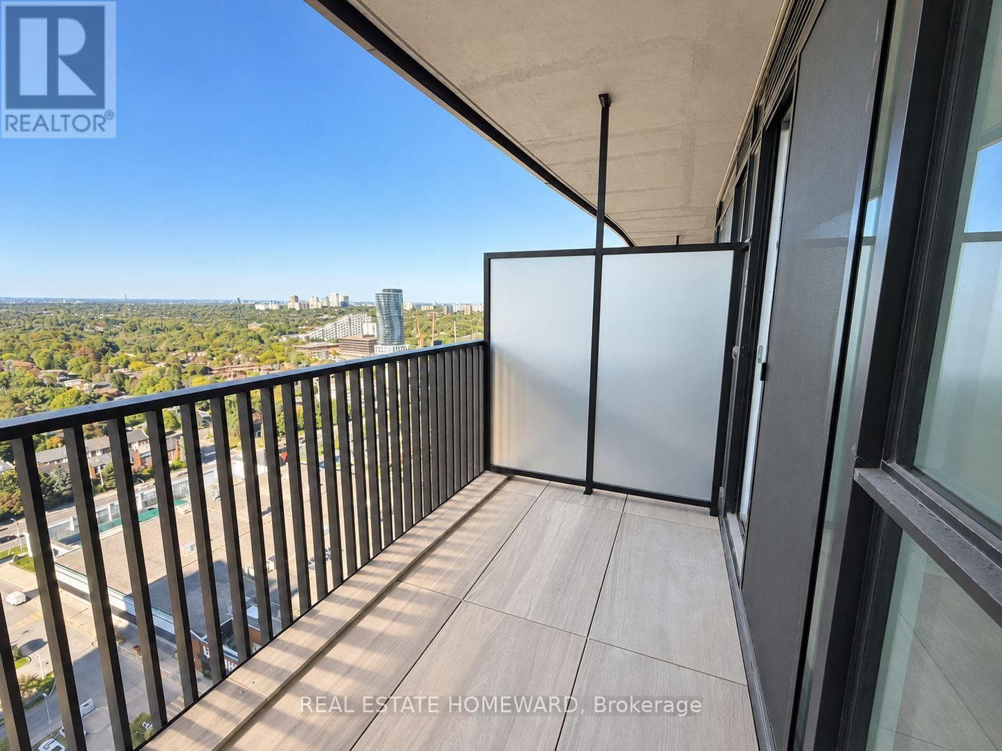 Single Family at 2707- 68 Esther Shiner Boulevard, Toronto (Bayview Village), Ontario - Photo 6 - RE/MAX Garden City Realty