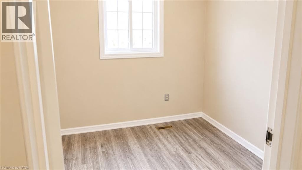 Single Family at 38- 10 HOLBORN Court, Kitchener, Ontario - Photo 7 - RE/MAX Garden City Realty