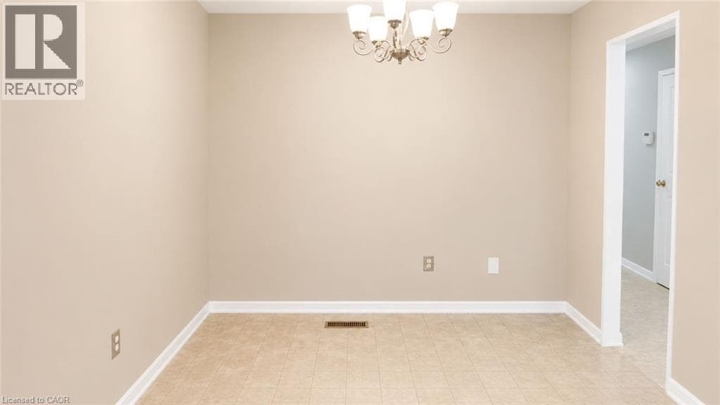 Single Family at 38- 10 HOLBORN Court, Kitchener, Ontario - Photo 9 - RE/MAX Garden City Realty