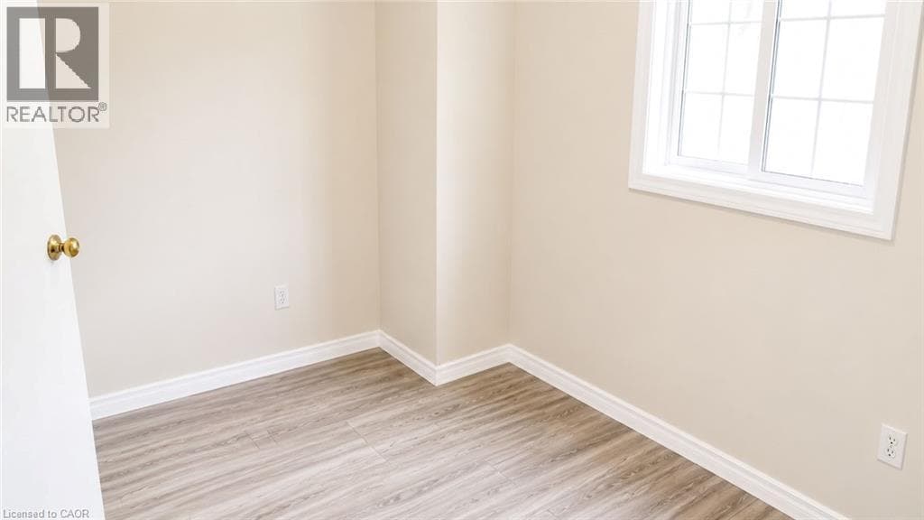 Single Family at 38- 10 HOLBORN Court, Kitchener, Ontario - Photo 8 - RE/MAX Garden City Realty