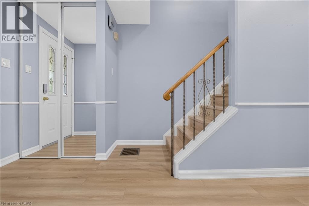 Single Family at 344 DRIFTWOOD Drive, Kitchener, Ontario - Photo 6 - RE/MAX Garden City Realty