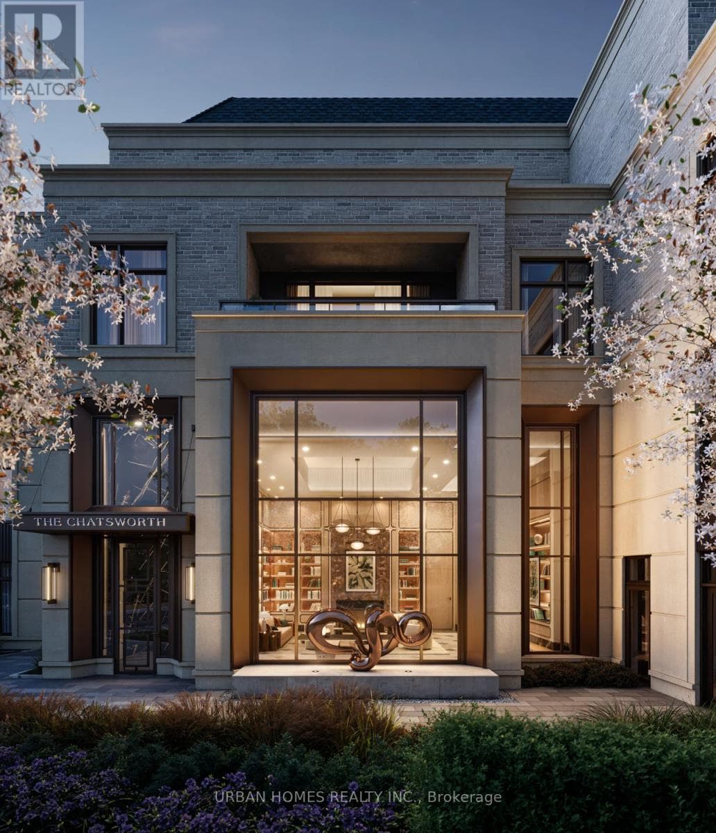 302- 33 Chatsworth Drive