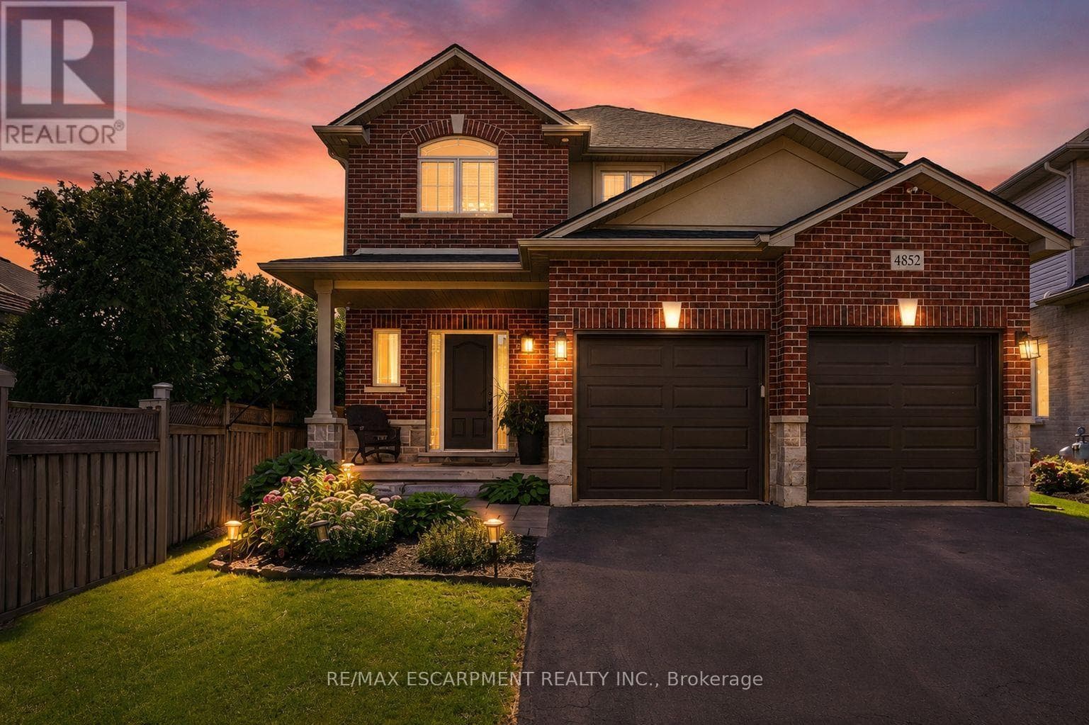 Single Family at 4852 Northgate Crescent, Lincoln (Beamsville), Ontario - Photo 3 - RE/MAX Garden City Realty