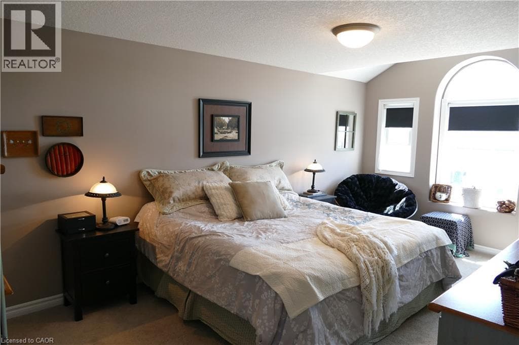 Single Family at 466 SIENNA Crescent, Kitchener, Ontario - Photo 10 - RE/MAX Garden City Realty