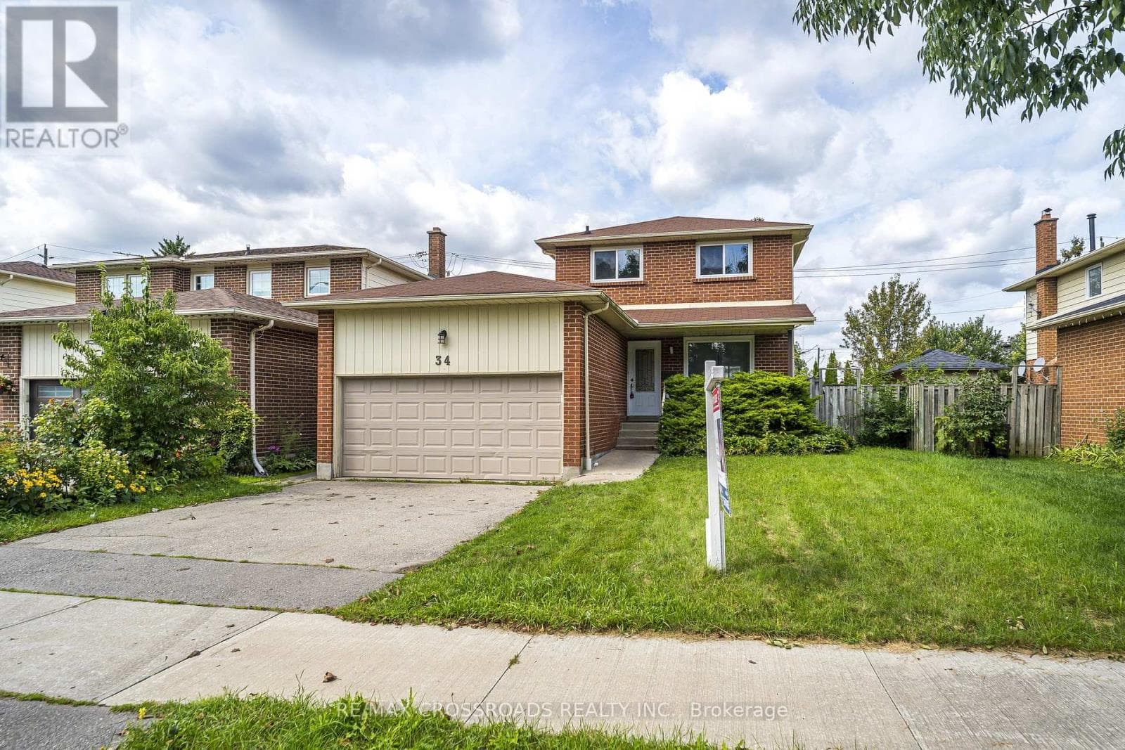 Single Family at Main/2nd- 34 Blue Anchor Trail, Toronto (Rouge), Ontario - Photo 2 - RE/MAX Garden City Realty