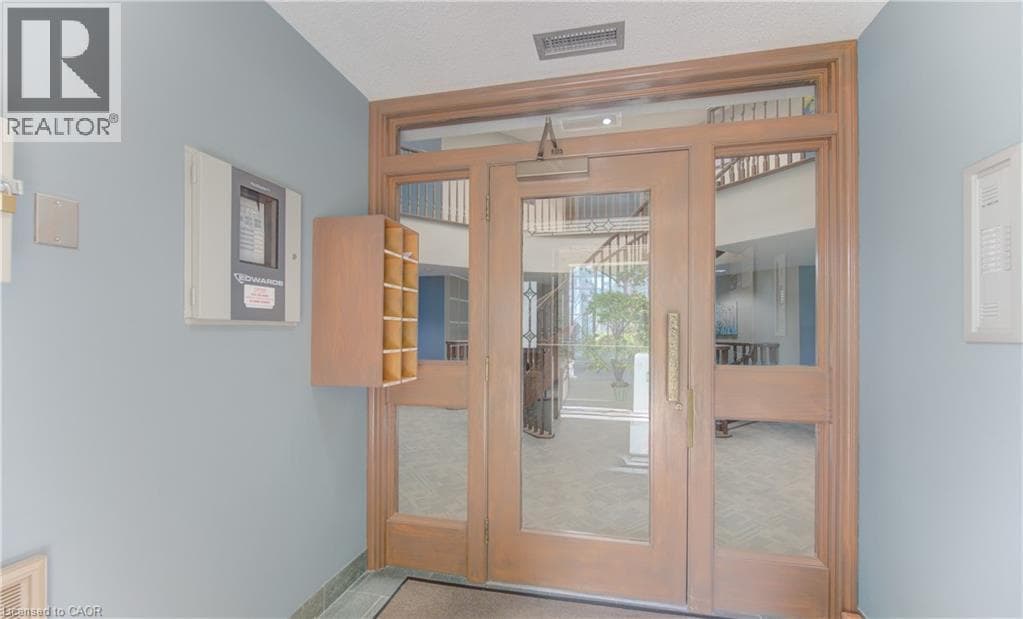 Single Family at 32- 45 BLUE SPRINGS Drive, Waterloo, Ontario - Photo 5 - RE/MAX Garden City Realty