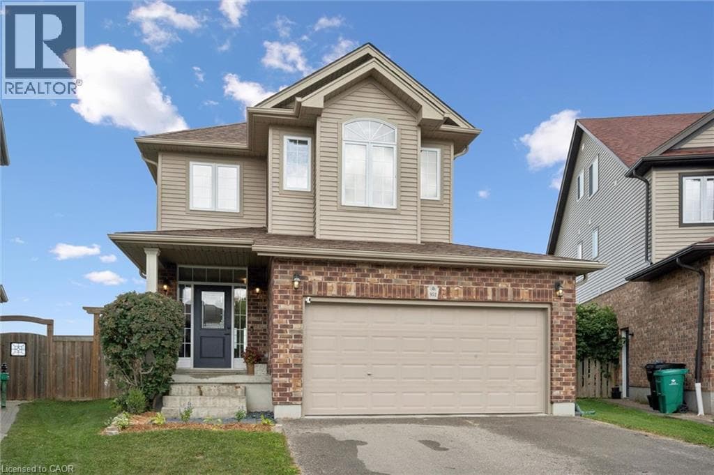 Single Family at 952 EDEN OAK Court, Kitchener, Ontario - Photo 3 - RE/MAX Garden City Realty