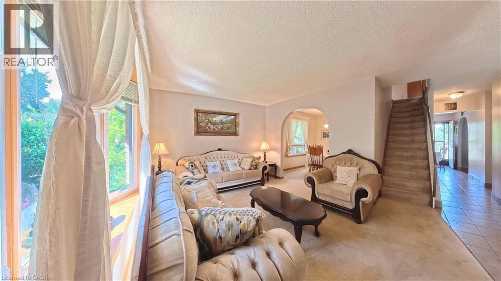 Single Family at 56 SCENIC WOOD Crescent, Kitchener, Ontario - Photo 4 - RE/MAX Garden City Realty