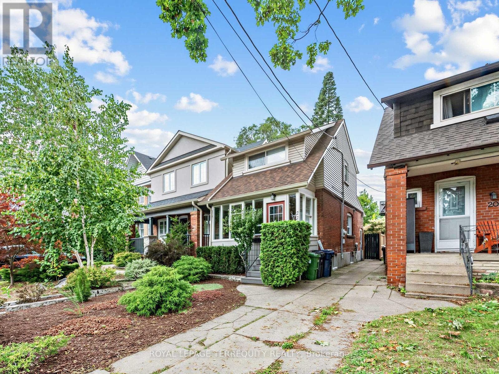 22 Montye Avenue