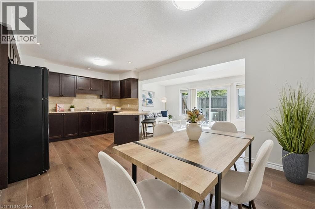 Single Family at 24- 555 CHABLIS Drive, Waterloo, Ontario - Photo 6 - RE/MAX Garden City Realty