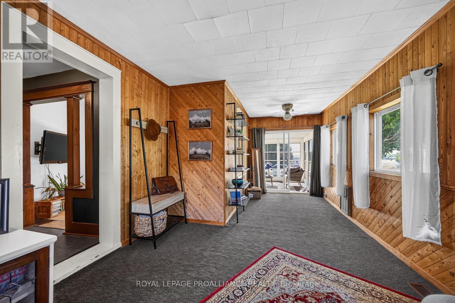 Single Family at 155 Henry Street, Edwardsburgh/Cardinal, Ontario - Photo 6 - RE/MAX Garden City Realty