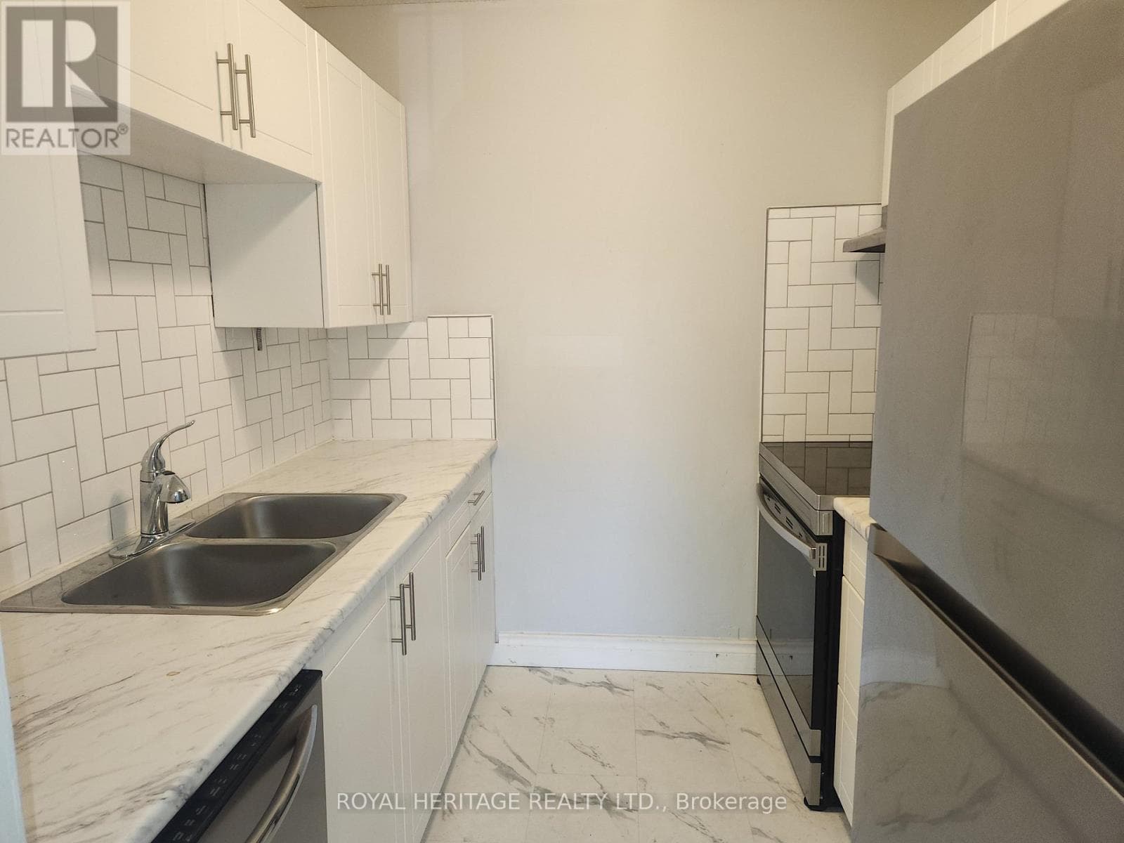 307- 8800 Willoughby Drive