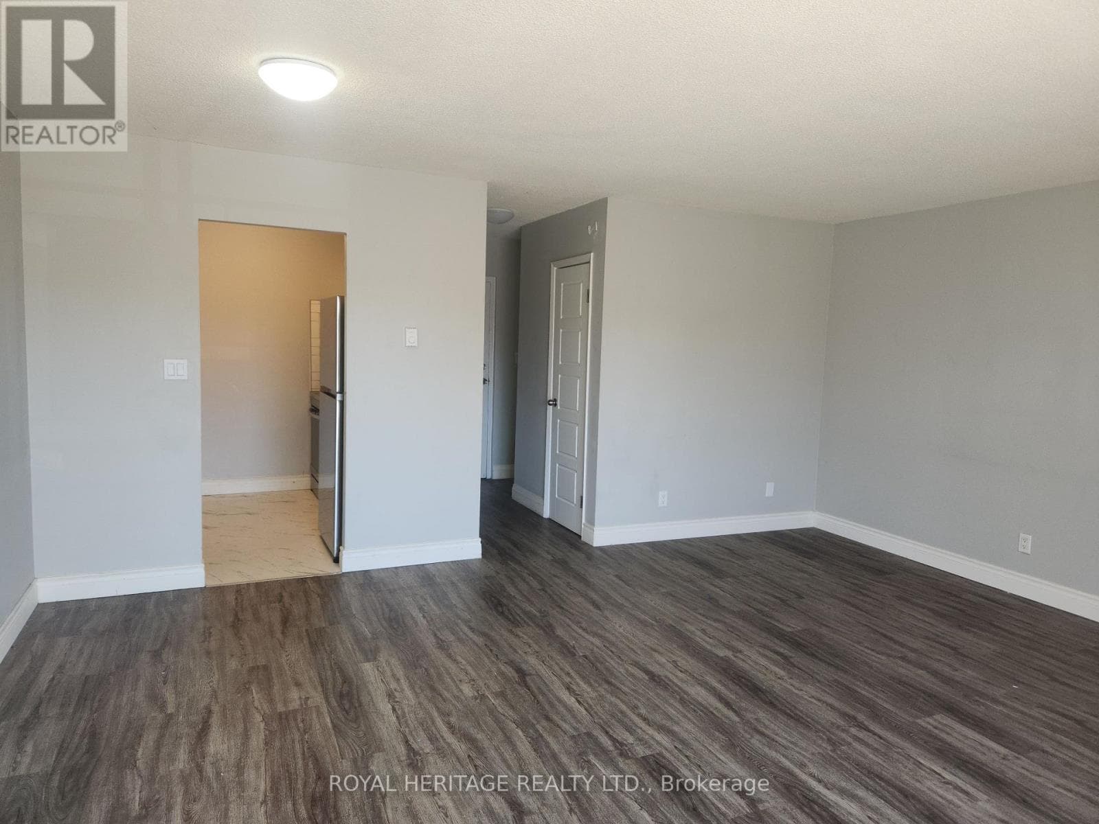 Multi-family at 307- 8800 Willoughby Drive, Niagara Falls (Chippawa), Ontario - Photo 3 - RE/MAX Garden City Realty