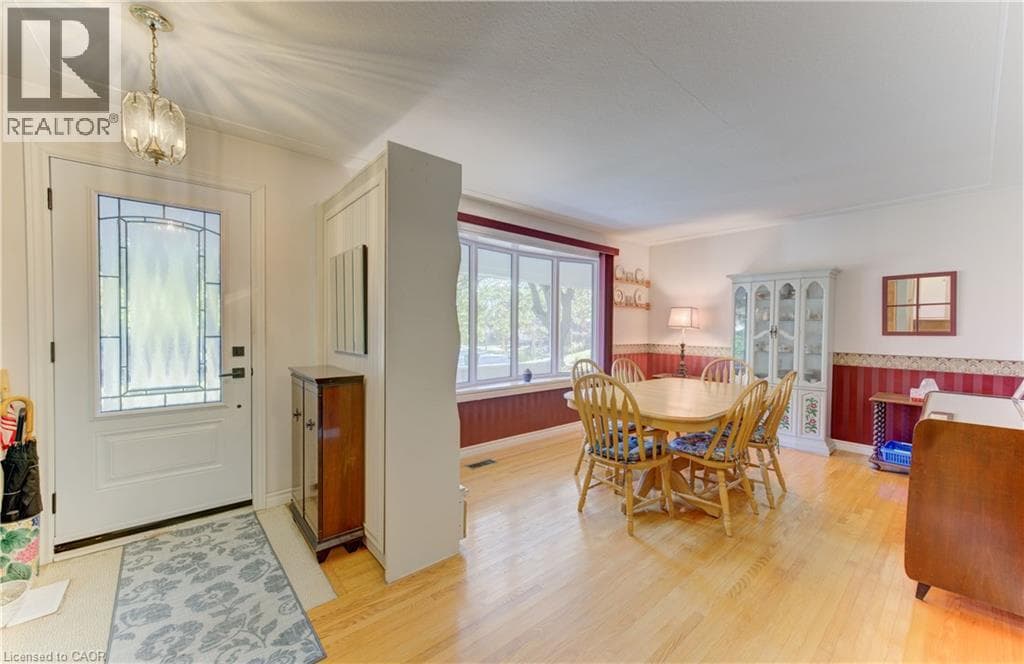 Single Family at 95 UPLANDS Drive, Kitchener, Ontario - Photo 3 - RE/MAX Garden City Realty
