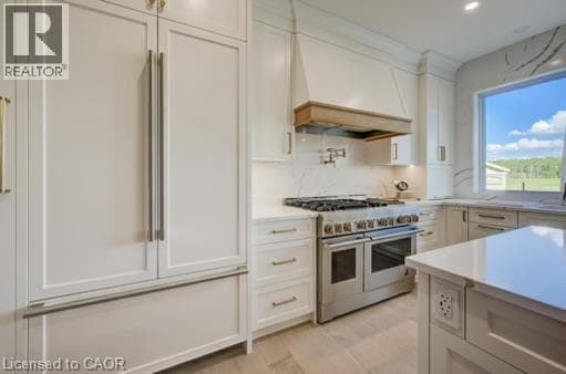 Single Family at 231 HAWKSWOOD Drive, Kitchener, Ontario - Photo 6 - RE/MAX Garden City Realty