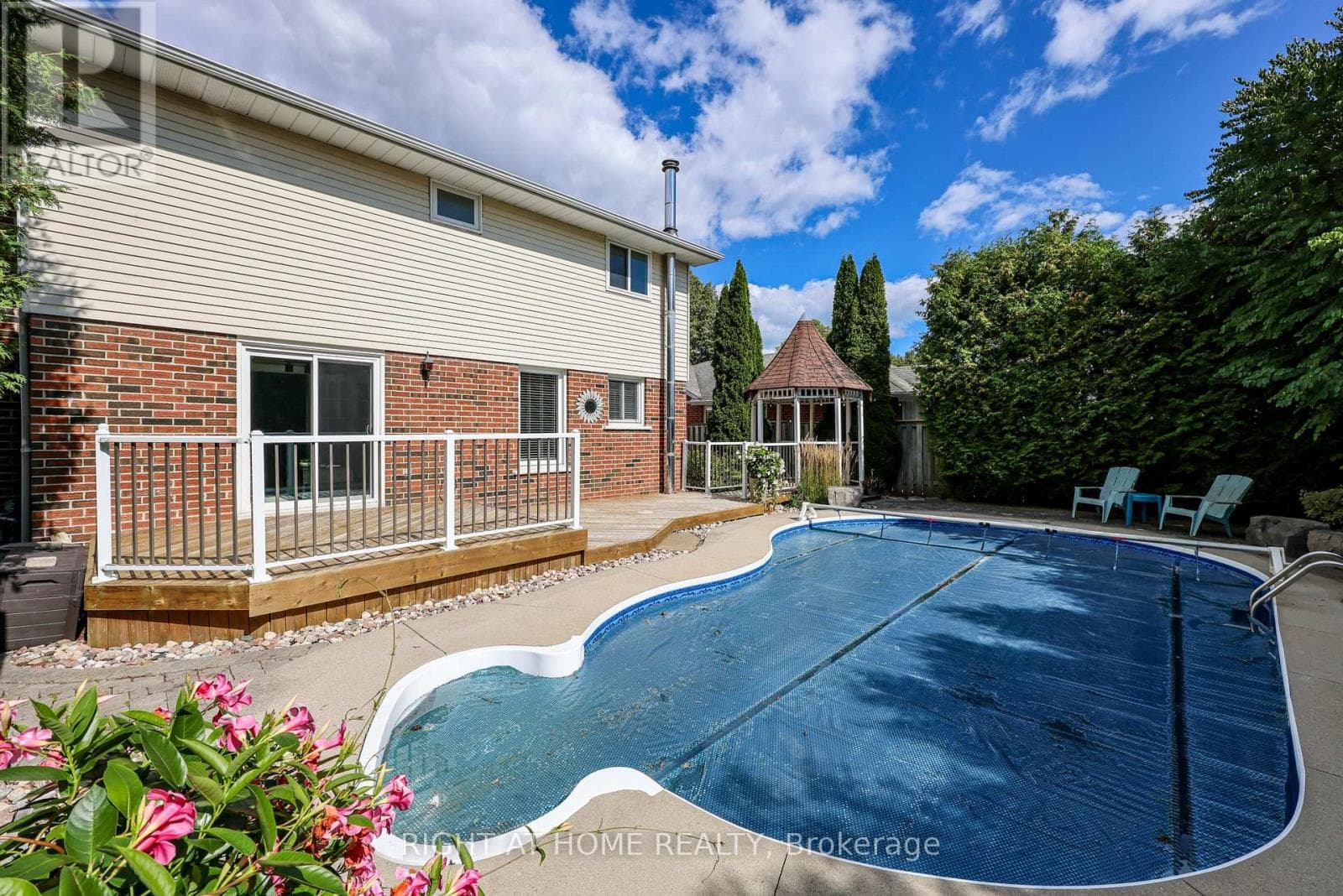 Single Family at 65 Anstead Crescent, Ajax (South West), Ontario - Photo 3 - RE/MAX Garden City Realty