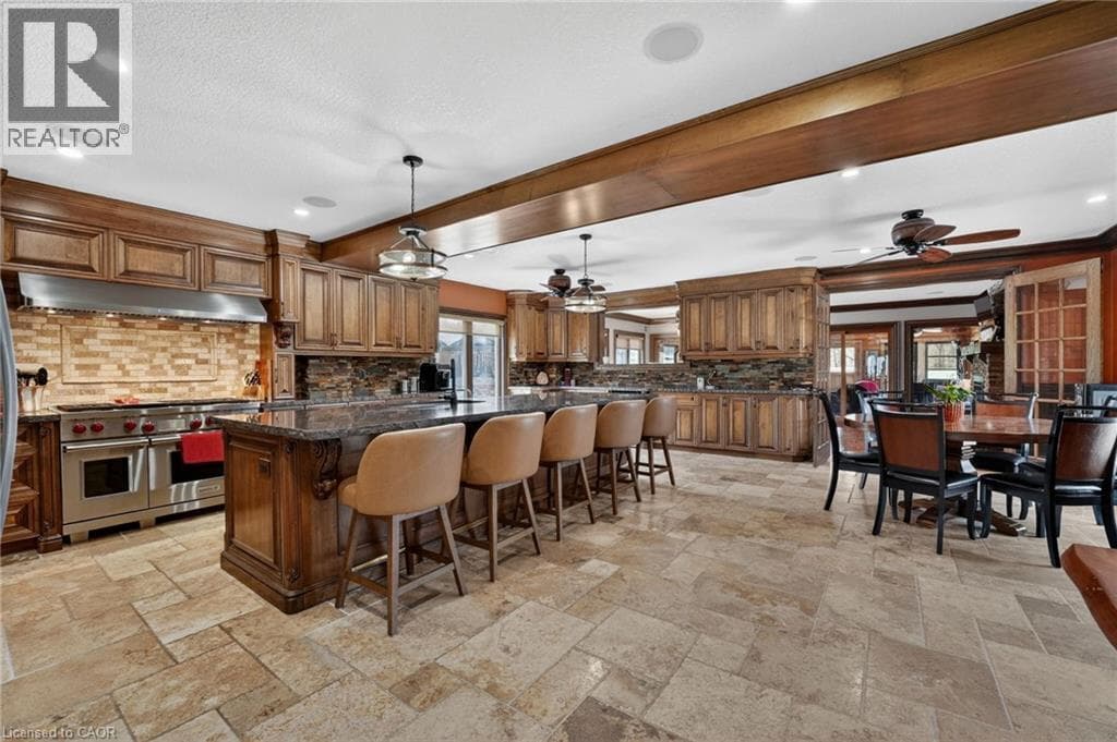 Single Family at 4354 MOUNTAINVIEW Road, Beamsville, Ontario - Photo 10 - RE/MAX Garden City Realty