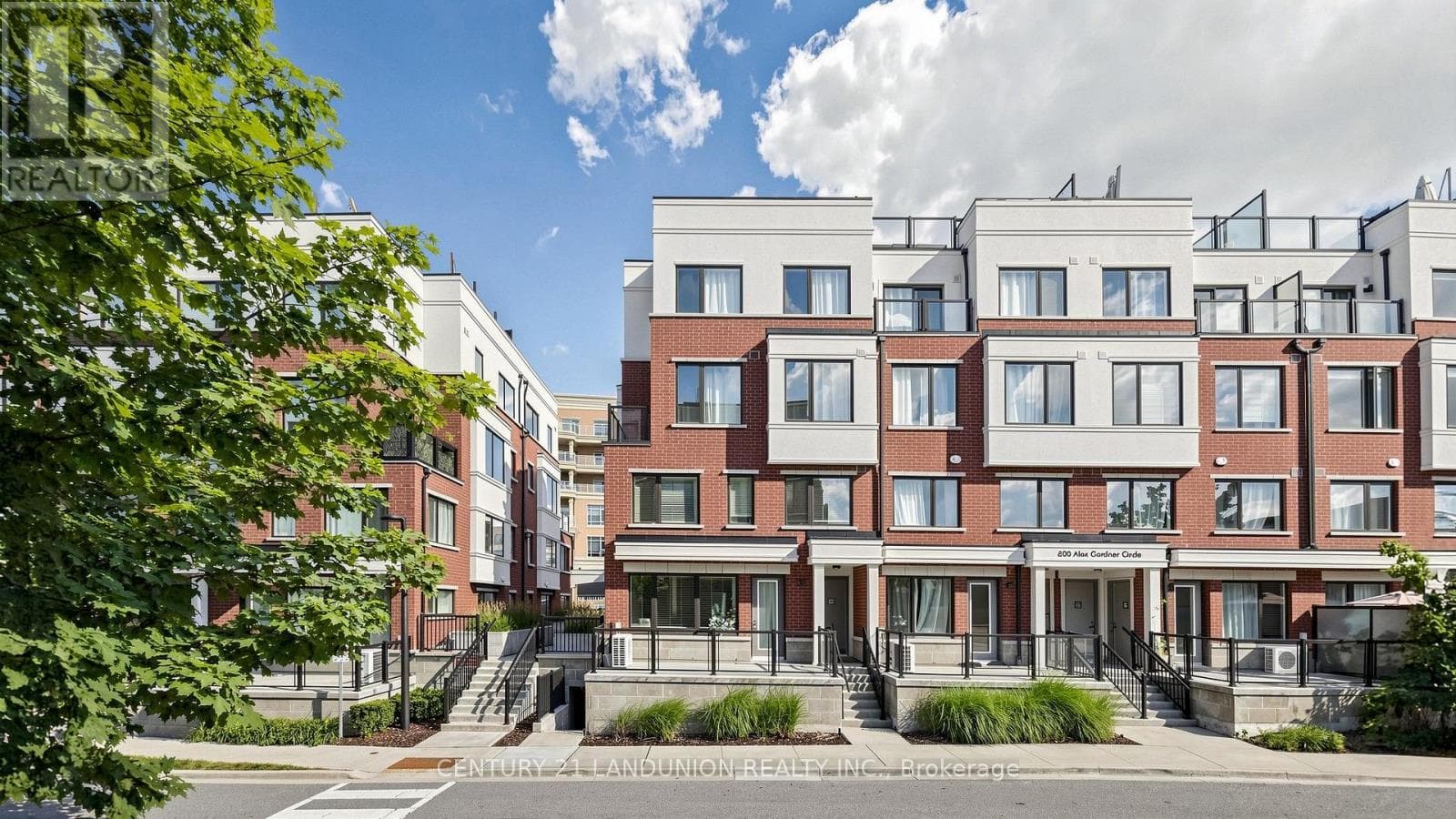 107- 600 Alex Gardner Circle