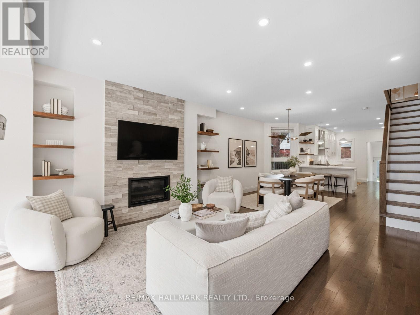 Single Family at 189 Greenwood Avenue, Toronto (Greenwood-Coxwell), Ontario - Photo 2 - RE/MAX Garden City Realty