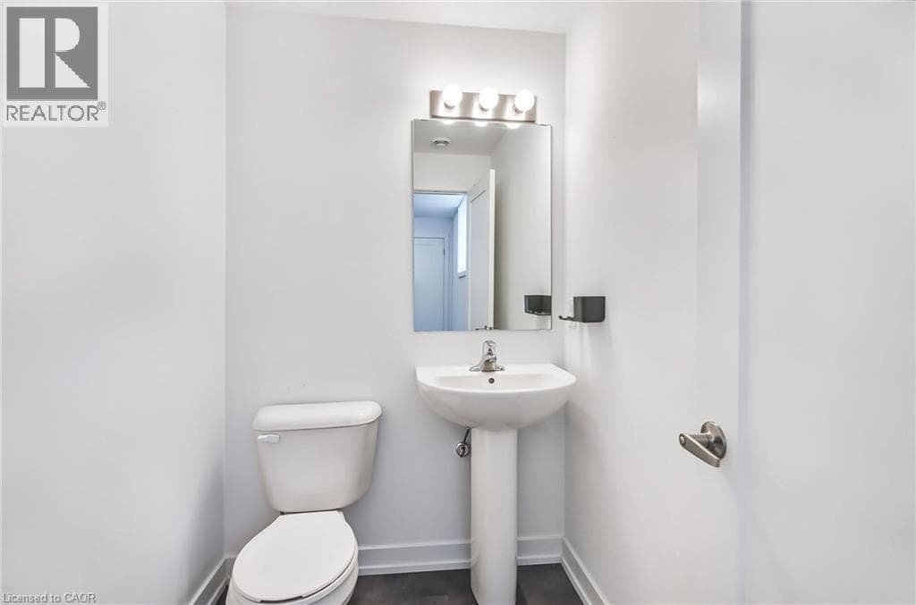 Single Family at 212- 4263 FOURTH Avenue, Niagara Falls, Ontario - Photo 7 - RE/MAX Garden City Realty