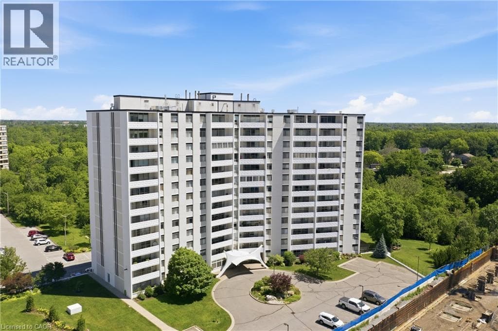1005- 15 TOWERING HEIGHTS Boulevard