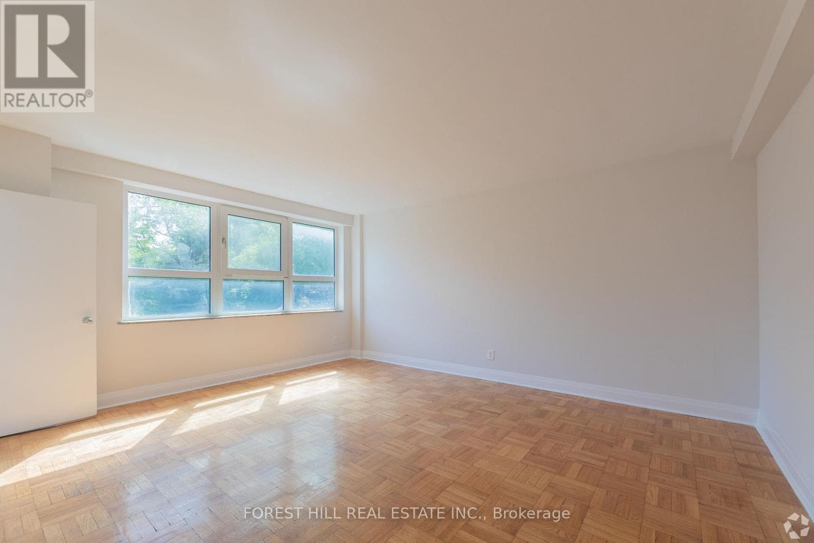 Multi-family at 408- 291 Avenue Road, Toronto (Yonge-St. Clair), Ontario - Photo 10 - RE/MAX Garden City Realty
