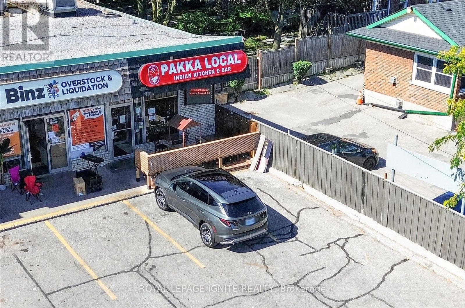 5- 1050 Simcoe Street