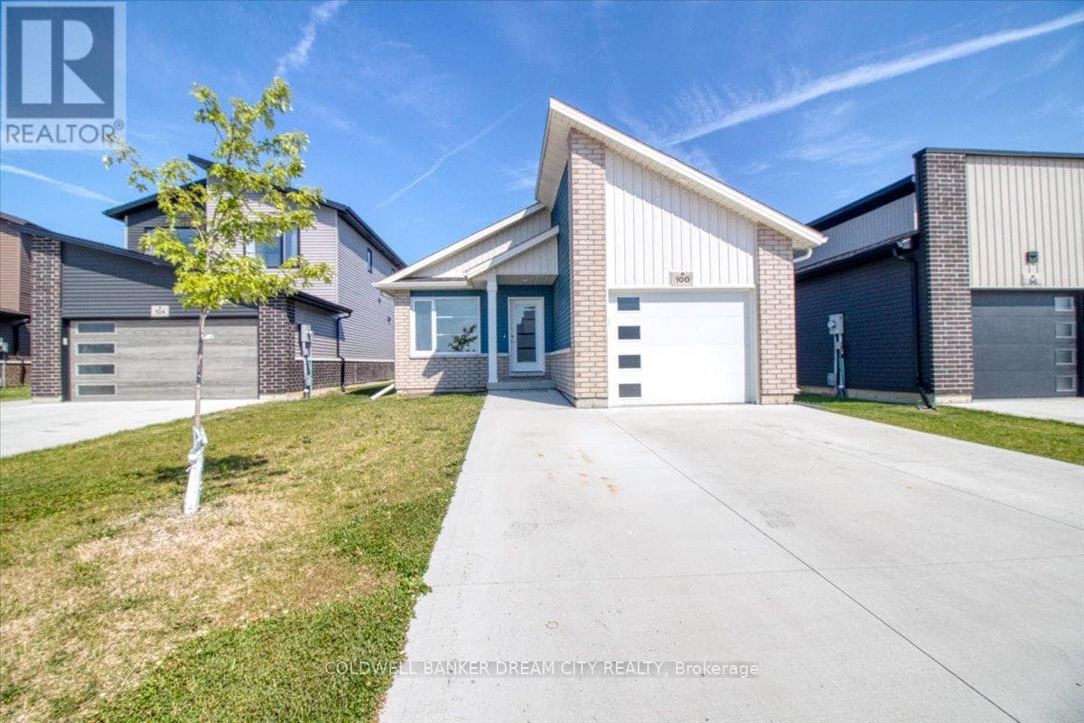 Single Family at 100 Arrowhead Lane, Chatham-Kent (Chatham), Ontario - Photo 2 - RE/MAX Garden City Realty
