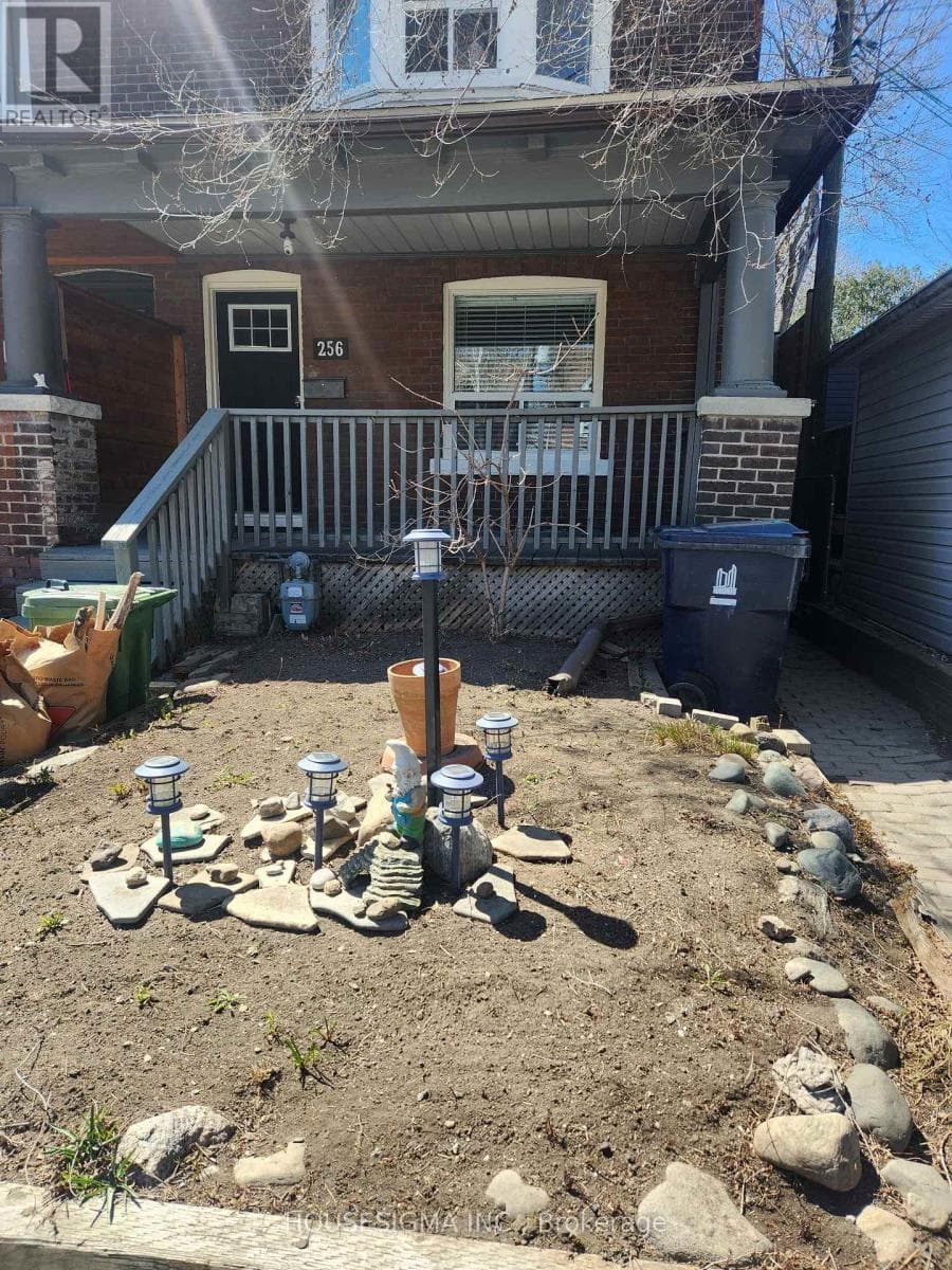 256 Woodbine Avenue